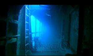 Scuba diving, viaggi per Sub in Oman Sud, foto di un relitto durante una immersione nel Dhofar.